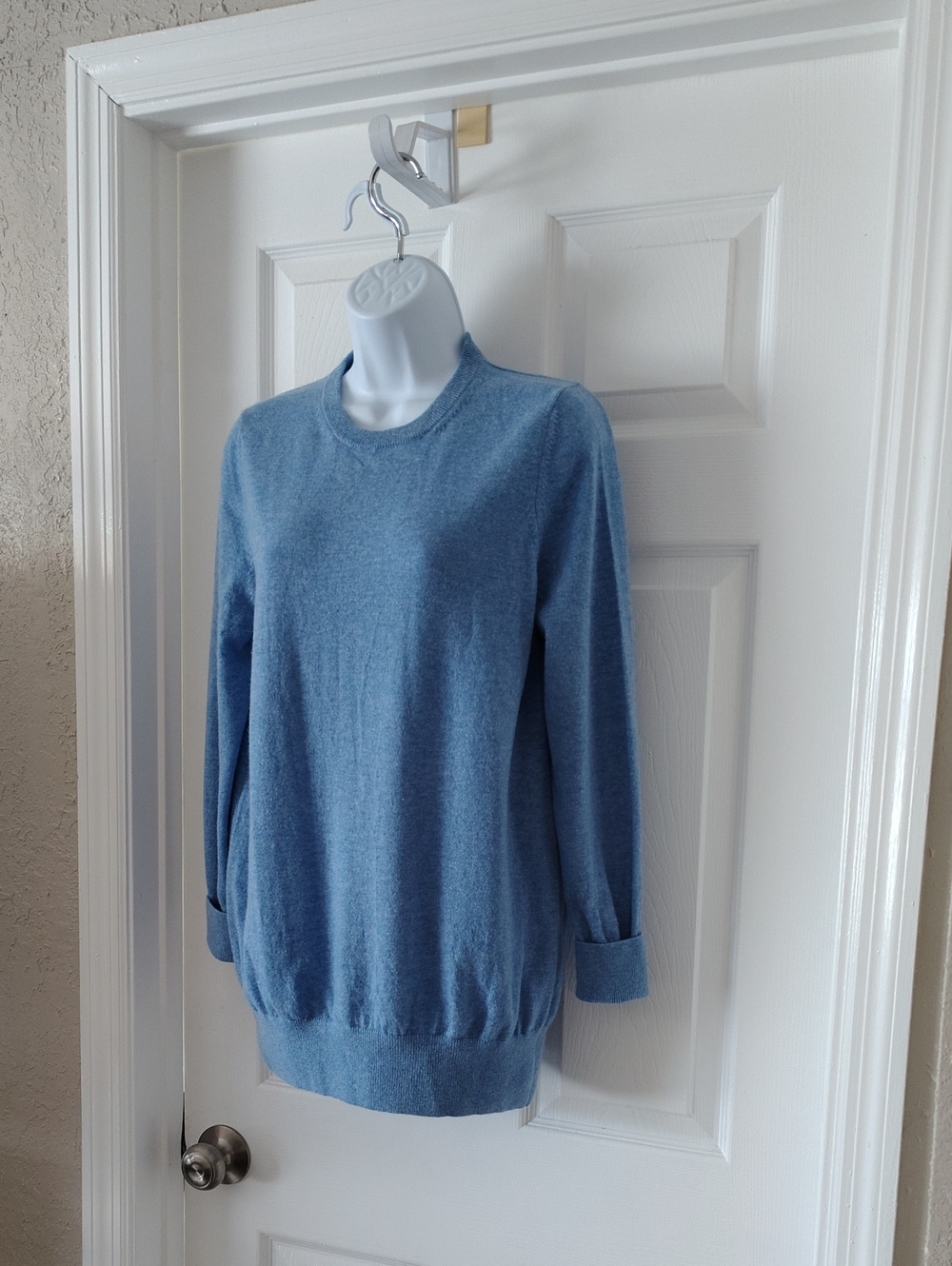 Ann Mashburn Cydney Boyfriend Cashmere Sweater Crew Neck French Blue Medium